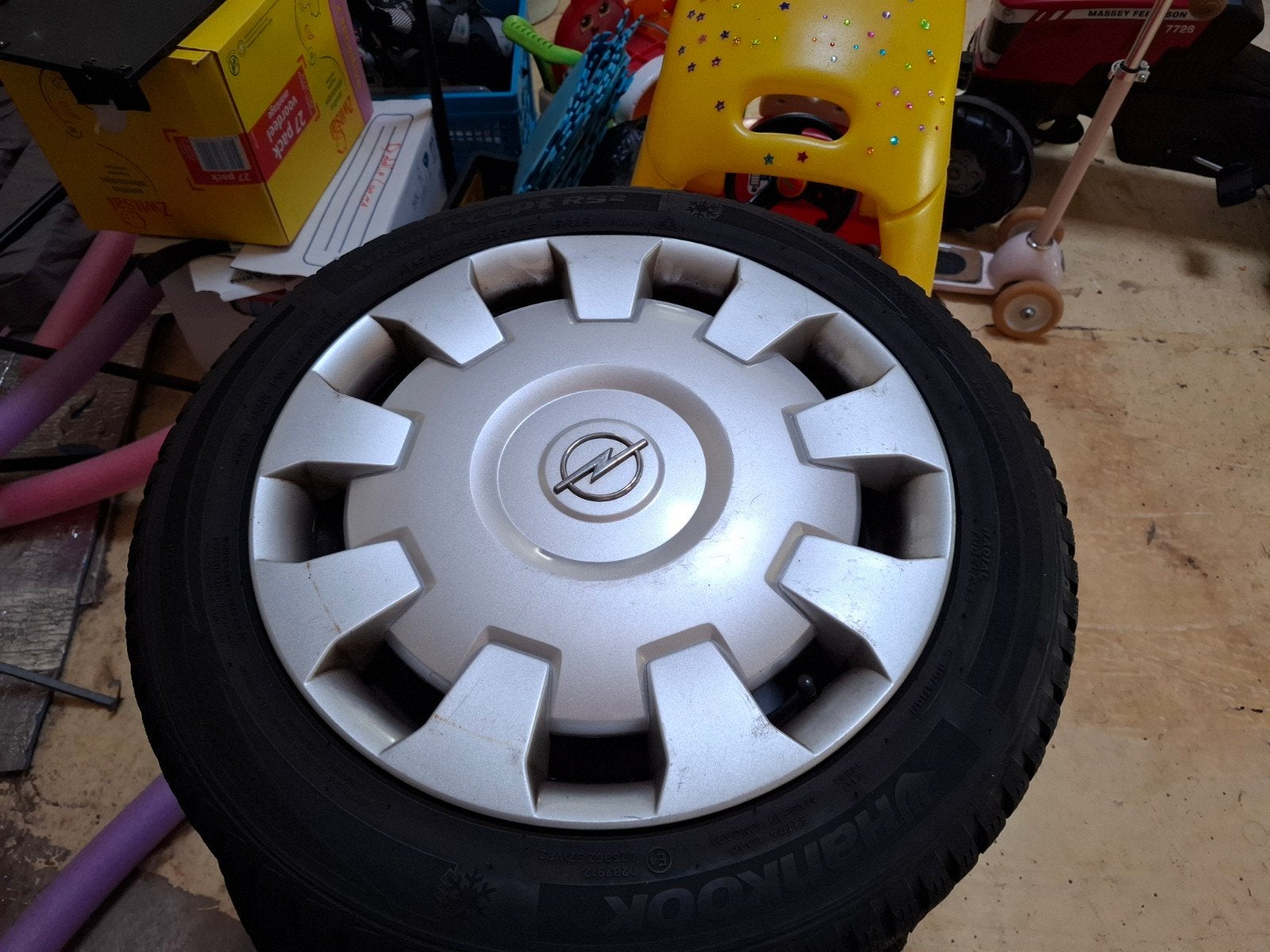 Hankook Winterbanden 205/55R16 91H op velg, Ophalen, Gebruikt, 16 inch, Banden en Velgen