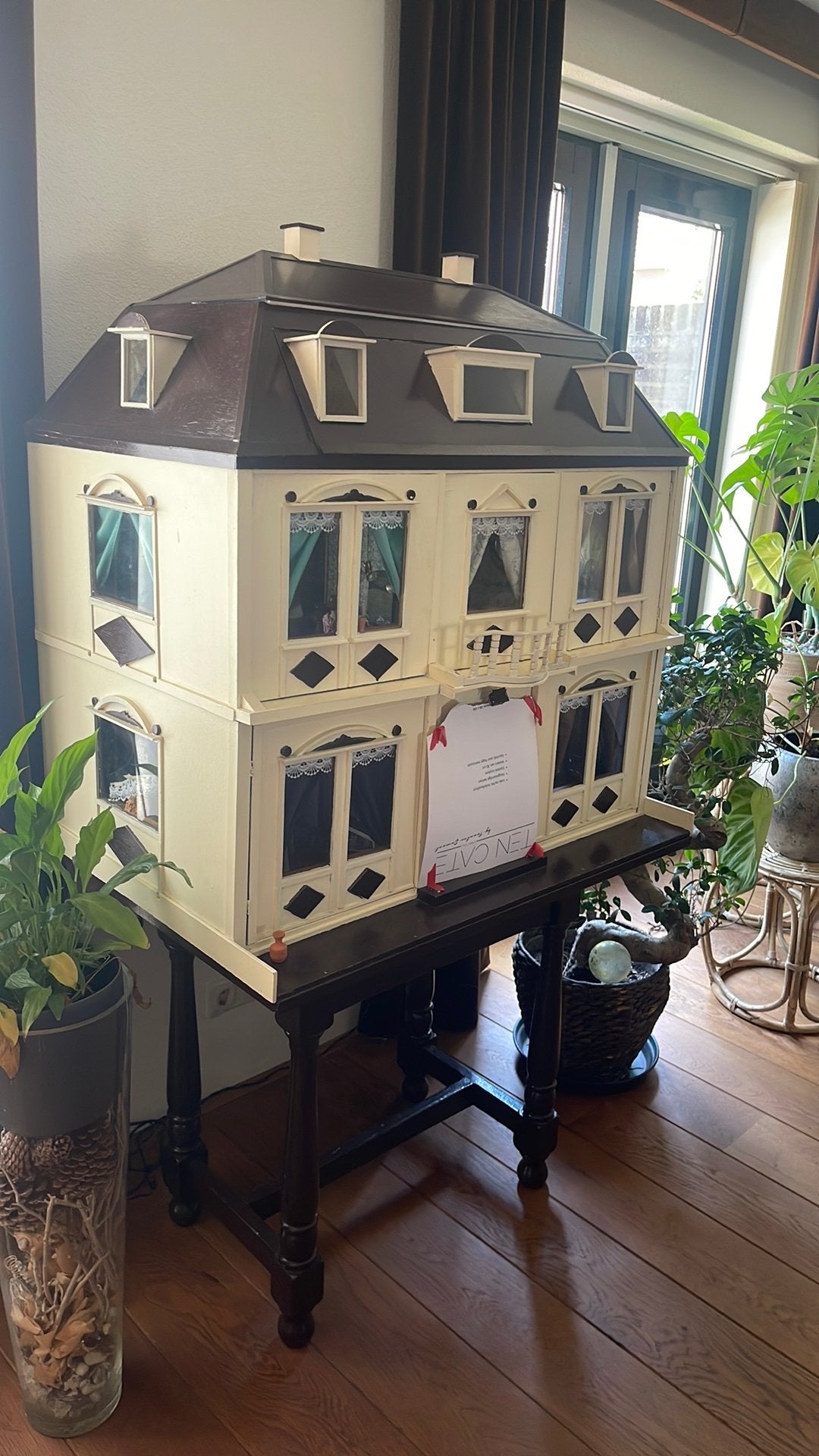 Antieke poppenhuis, Ophalen, Zo goed als nieuw, Poppenhuis