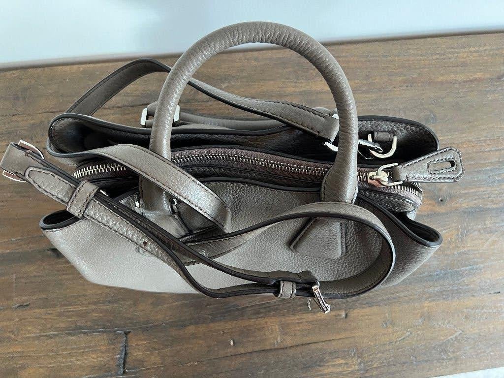 ORG.MICHAEL KORS TAS, LEER,taupe, sleutelhanger+portemonnee, Sieraden, Tassen en Uiterlijk, Ophalen of Verzenden, Zo goed als nieuw