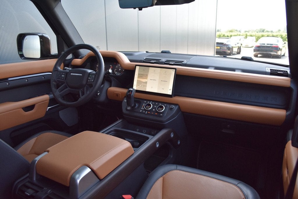Land Rover Defender 130 3.0 P400 130 X-Dynamic HSE 8P / Pano, Automaat, Automatische klimaatregeling, Gebruikt, Euro 6