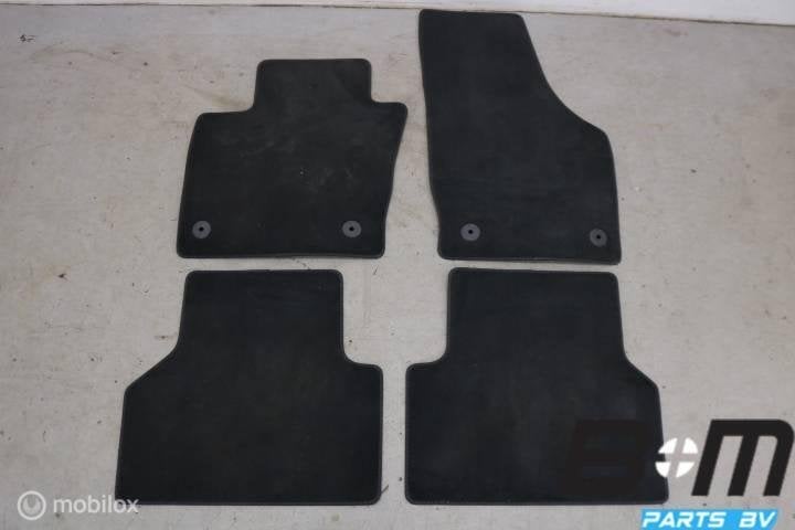 Set vloermatten Audi Q3 8U 8U1863691, Auto-onderdelen, Gebruikt