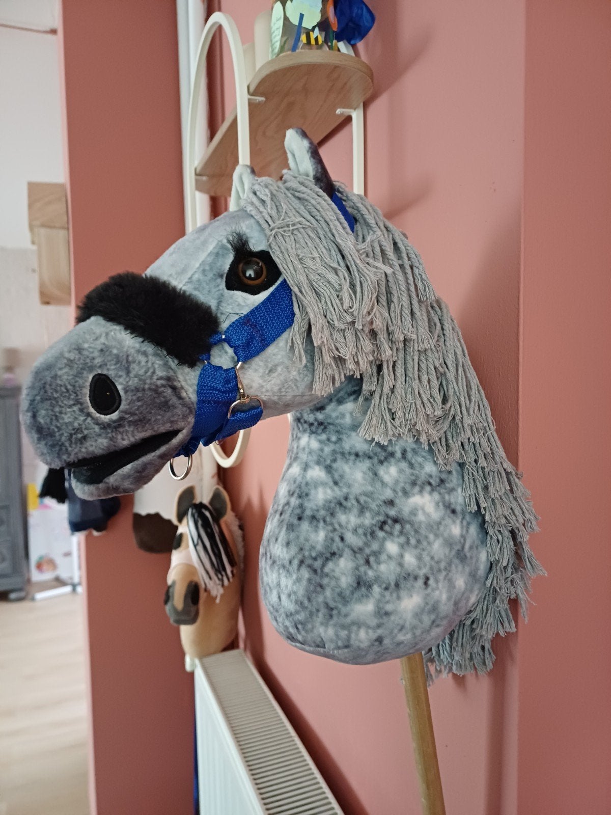 LeMieux Hobby Horse - Grijs gevlekt stokpaard, Ophalen of Verzenden, Zo goed als nieuw, Jongen of Meisje