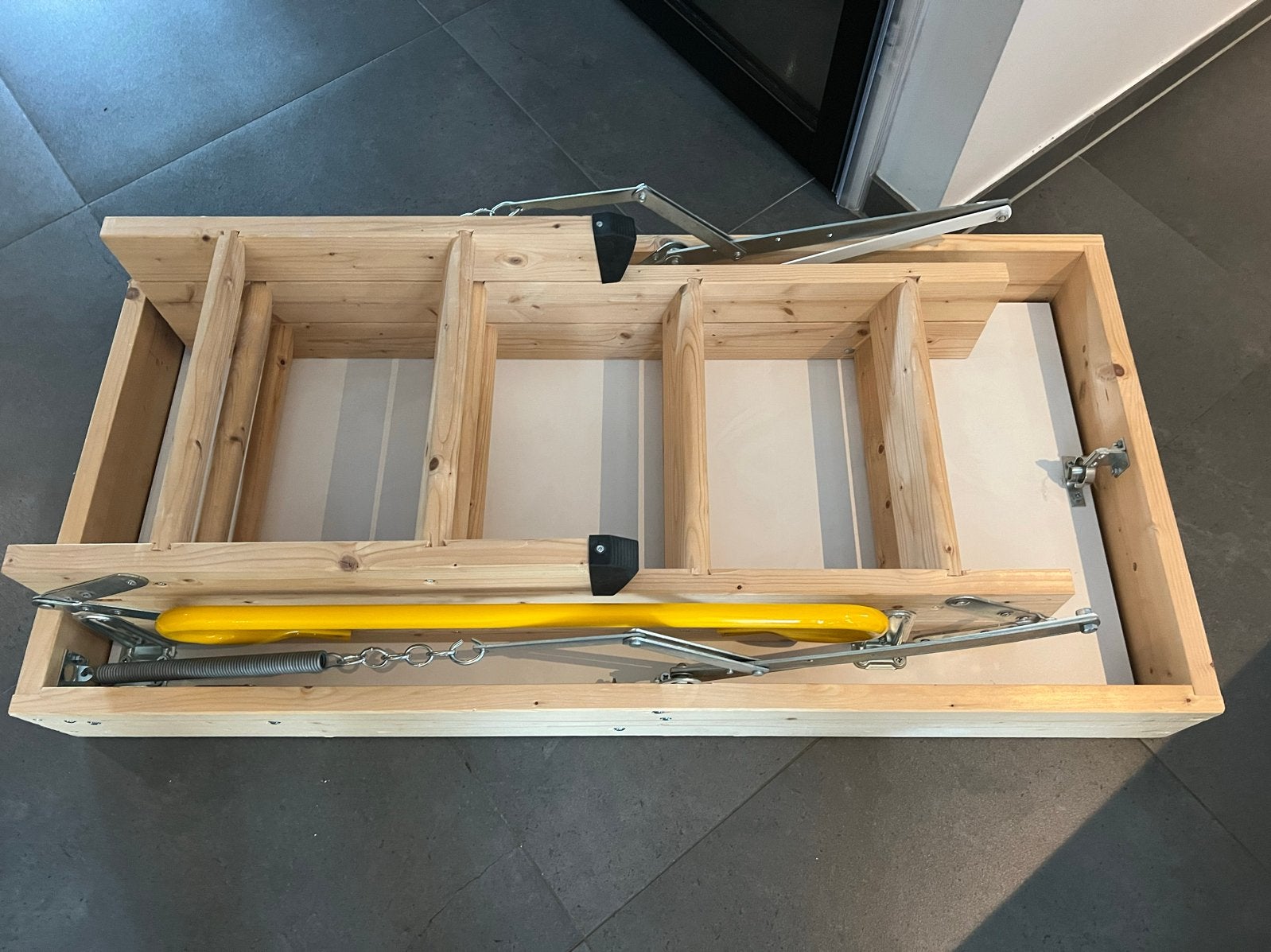 Uitklapbare Vlizotrap voor Vliering - 250cm Hoog, Ophalen, Gebruikt, Trap, Opvouwbaar of Inschuifbaar