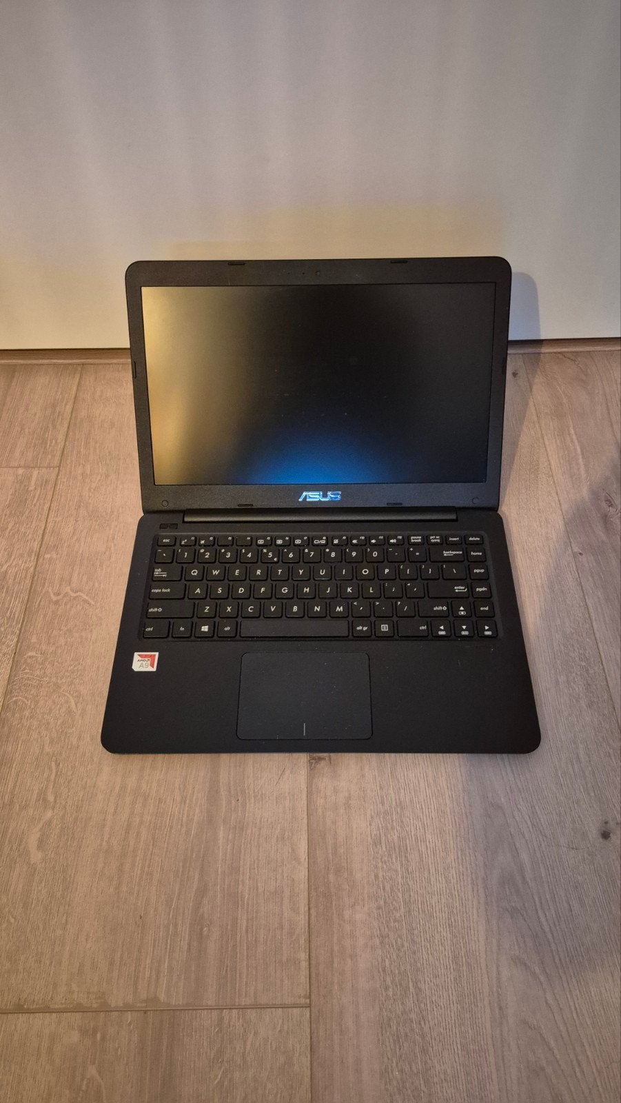 ASUS Vivobook X402BA Laptop - Compact en Efficiënt, Ophalen, Gebruikt, 2 tot 3 Ghz, Qwerty