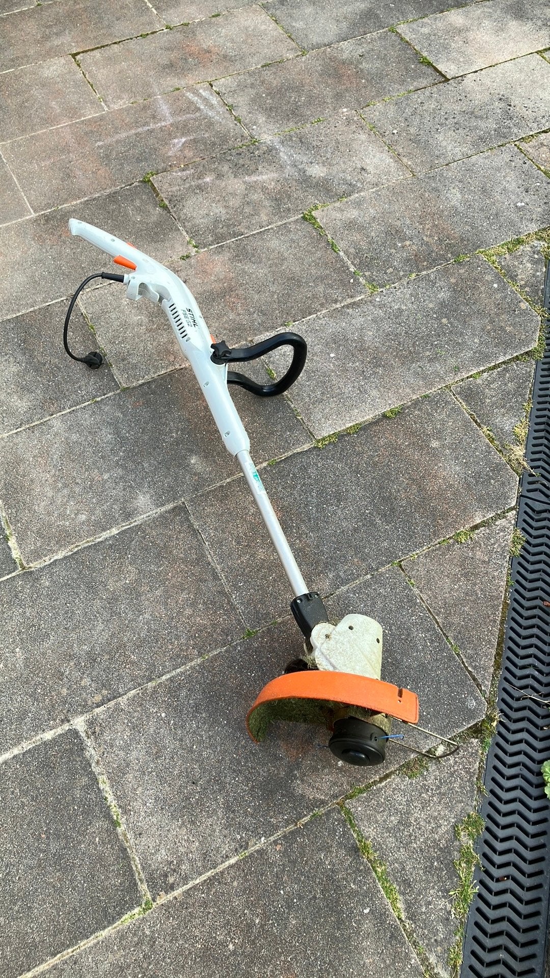 Stihl gras trimmer tekoop, Ophalen of Verzenden, Zo goed als nieuw, Elektrisch