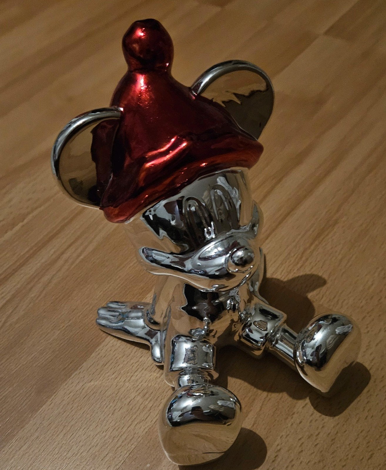 Mickey Mouse beeldje rood/zilver, Ophalen of Verzenden, Zo goed als nieuw