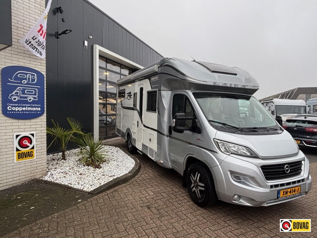 Laika Kreos 4009 automaat, E&P, Topstaat, enkele bed, Caravans en Kamperen, Campers, Automaat, Ringverwarming, Fiat, Bedrijf