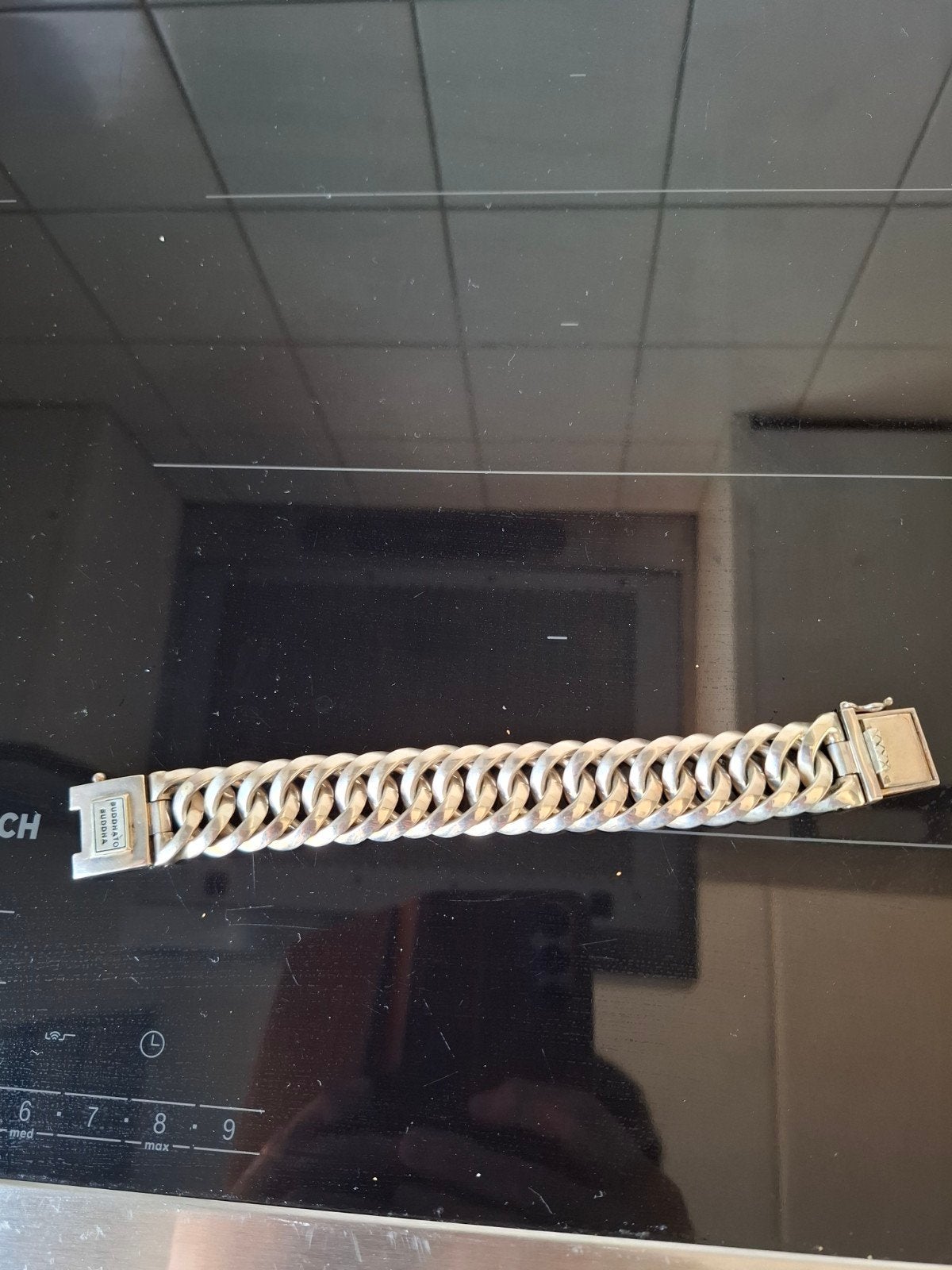 Budha armband  chain met veiligheids sluiting, Ophalen, Zo goed als nieuw, Zilver, Zilver