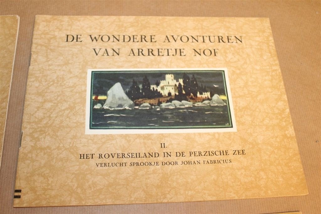 De Wondere Avonturen van Arretje Nof — 5 Delen ca. 1950, Ophalen of Verzenden, Gelezen