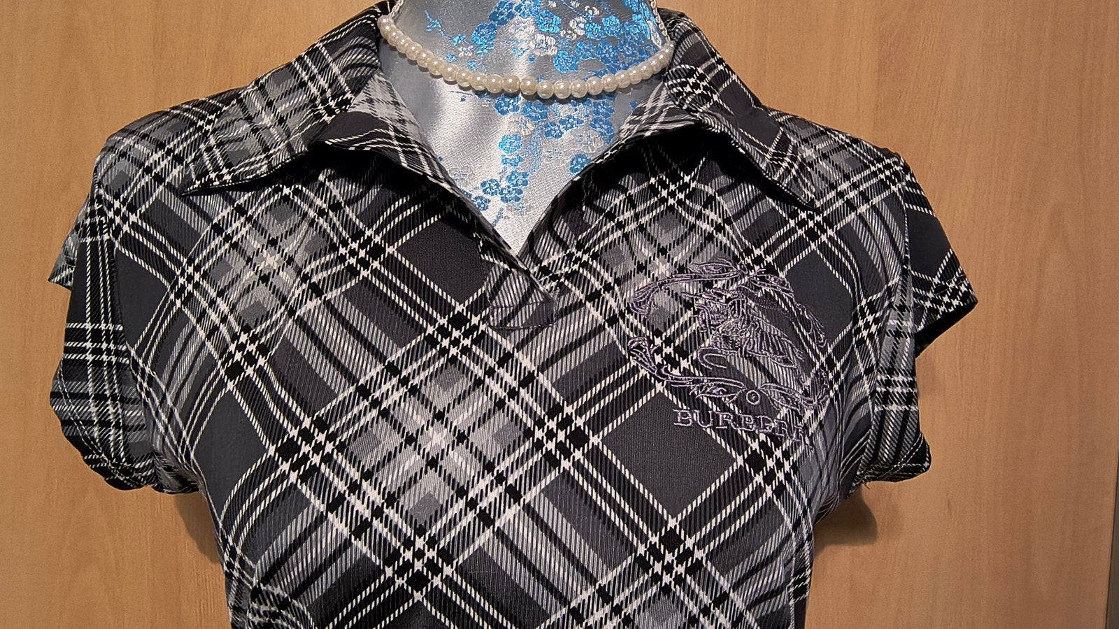 Burberry geruite polo met korte mouwen, Maat 38/40 (M), Zwart, Ophalen of Verzenden, Zo goed als nieuw