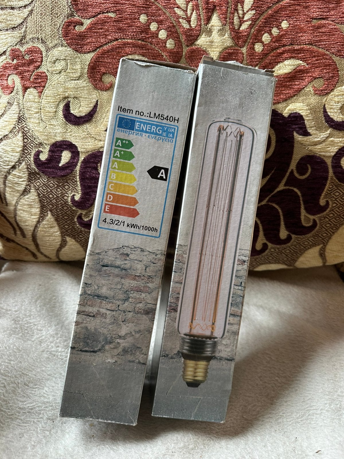 Nieuw in verpakking: LED Buislamp E27 - twee stuks, Ophalen of Verzenden, Zo goed als nieuw, E27 (groot), Led-lamp
