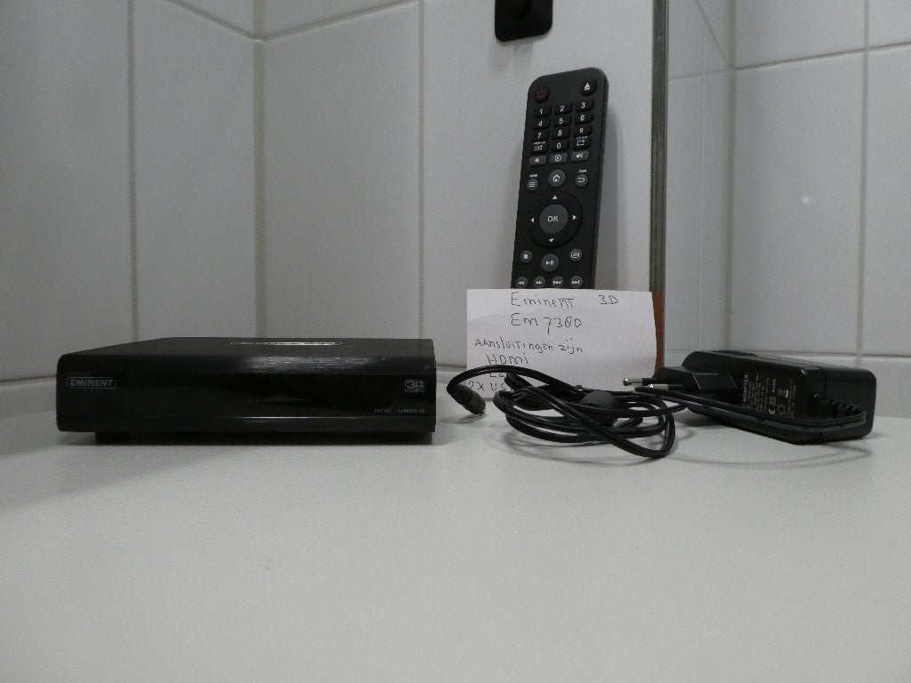 Mediaspeler merk Eminent, Ophalen of Verzenden, Gebruikt, HDMI