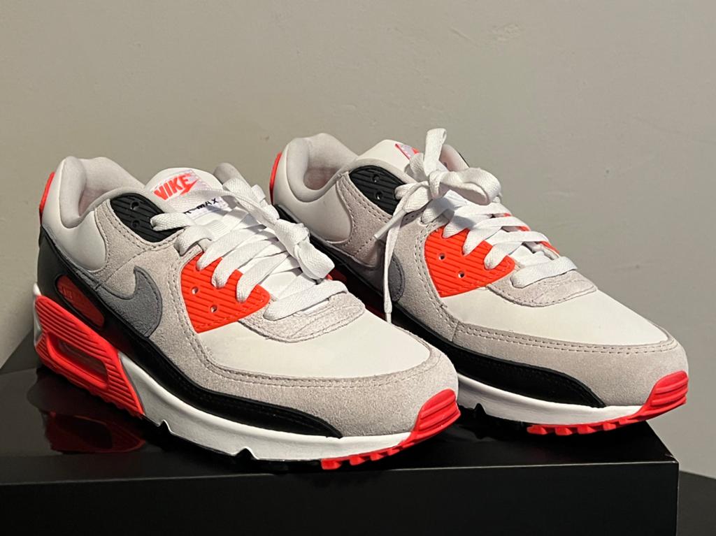 Nike Air Max 90 Infrared 3M 2026 Maat 42,5 DS, Kleding | Heren, Schoenen, Ophalen of Verzenden, Nieuw, Overige kleuren, Sneakers of Gympen