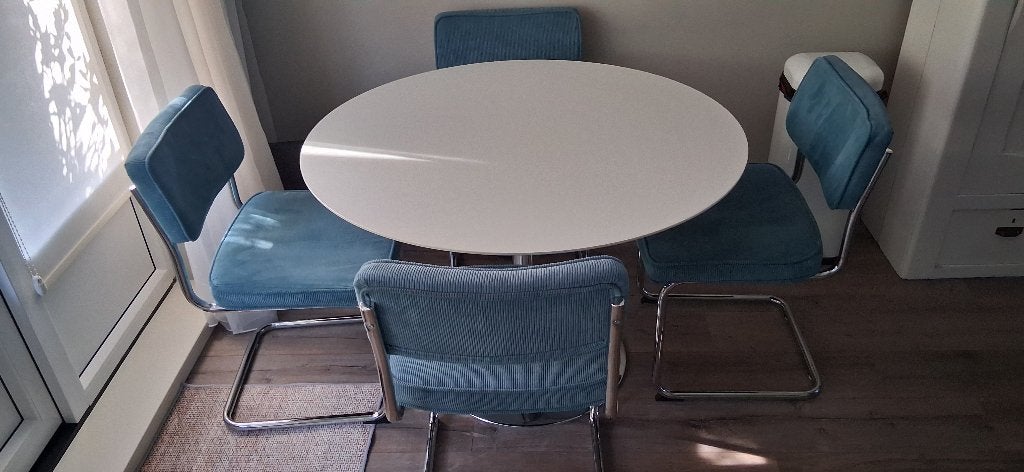 Retro ronde eettafel Ø 110 cm + 4 rib stoelen turquoise, Ophalen, Overige materialen, Rond, Zo goed als nieuw