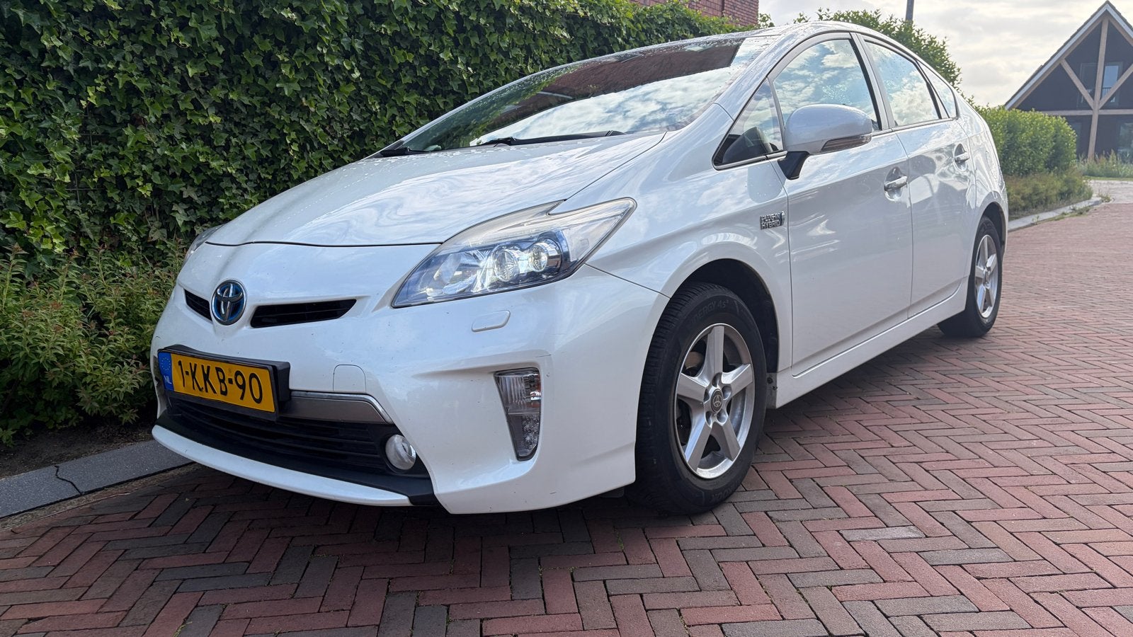 Toyota Prius Full Options + Hybride Garantie + Grote Beurt, Wit, 75 €/maand, Prius, 1798 cc