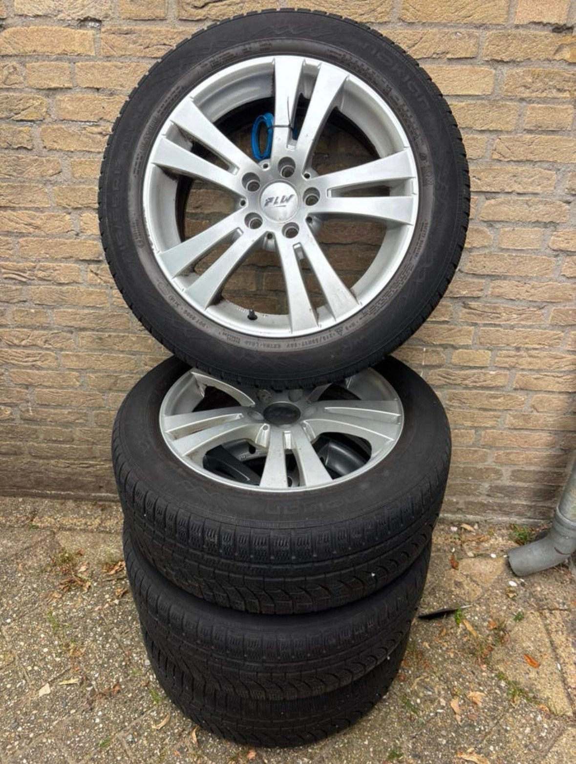 Winterset 215 55 17 ET48 diam74,1 met pasring naar57,1 5X112, Ophalen, Gebruikt