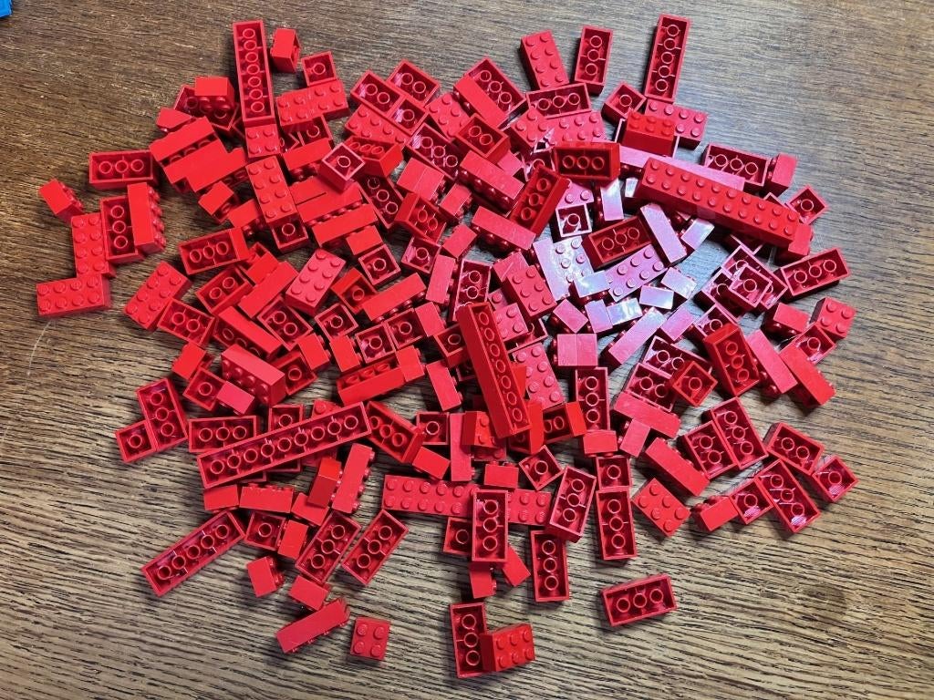 Lot LEGO - 125 Bricks van 2 bij diverse afmetingen in Rood, Ophalen of Verzenden, Gebruikt, Losse stenen, Lego