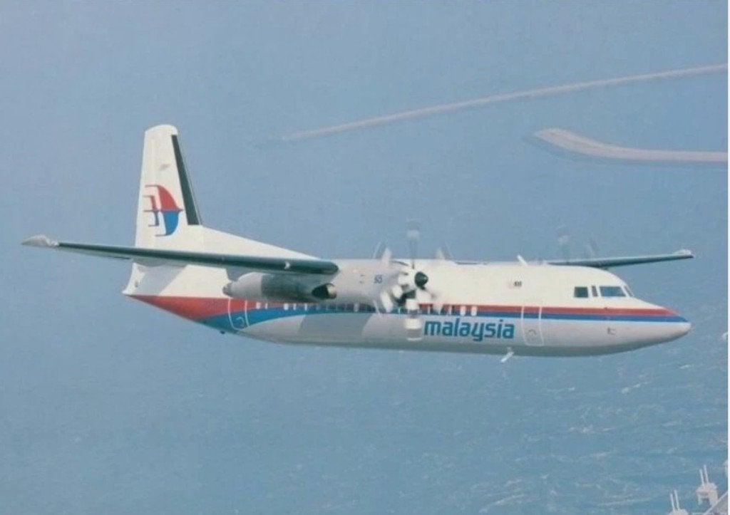 Malaysia Airlines Fokker 50 ansichtkaart, Ophalen of Verzenden, Nieuw, Kaart, Foto of Prent
