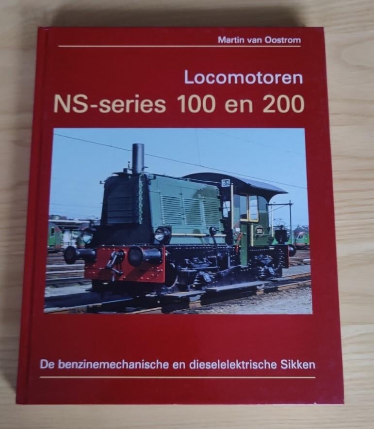 Boek: Locomotoren NS-series 100 en 200, Verzenden, Zo goed als nieuw, Trein
