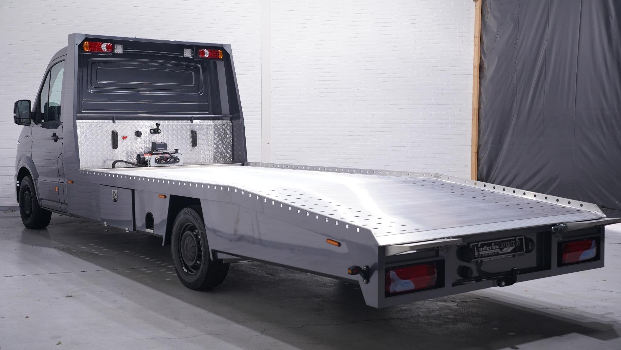 MAN TGE 2.0 TDI 140 pk Autotransporter Airco, Luchtvering Ap, Voorwielaandrijving, Stof, Gebruikt, 4 cilinders