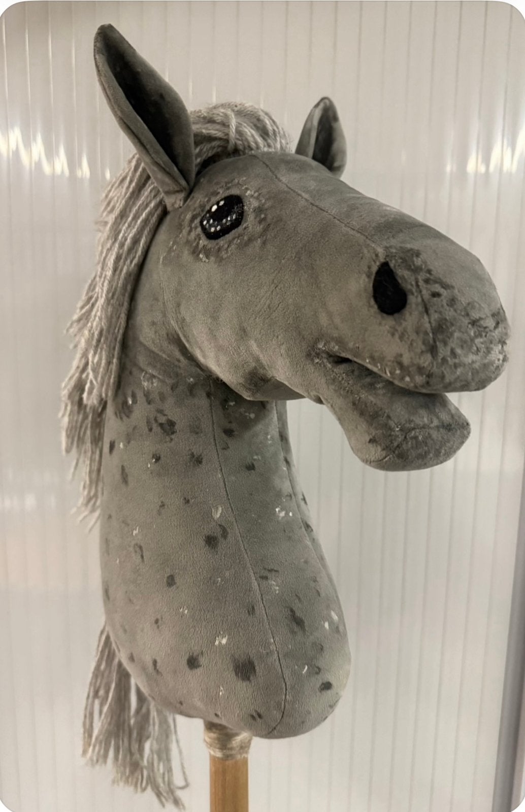 GRIJZE HOBBY HORSE, Ophalen of Verzenden, Zo goed als nieuw