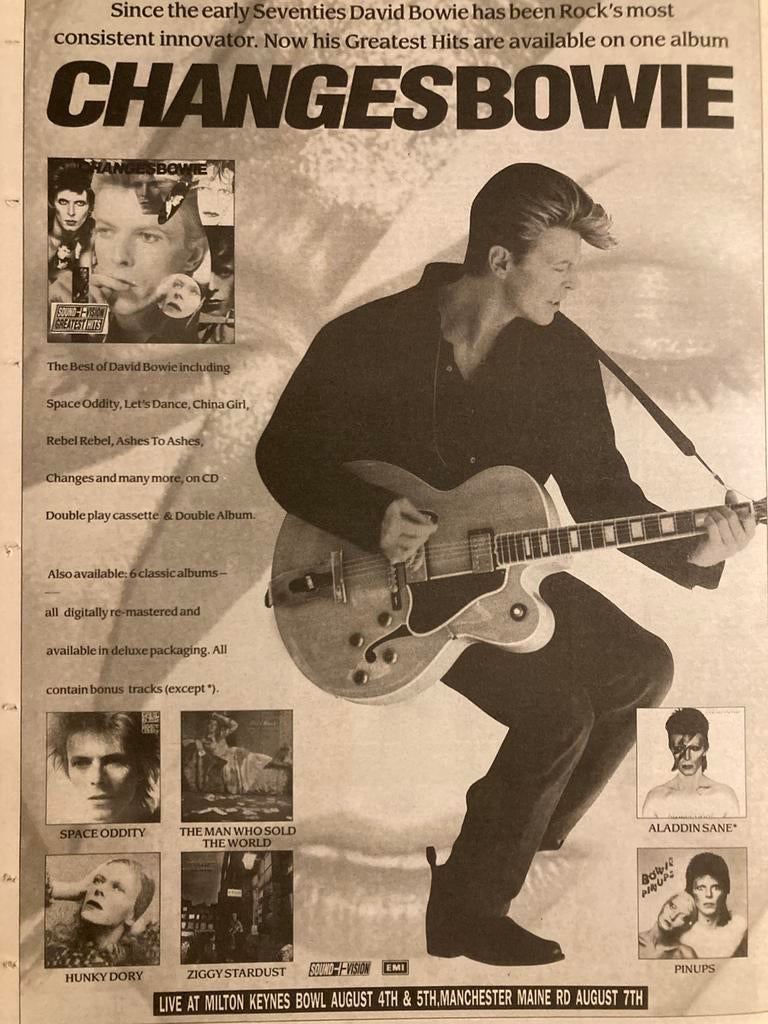 Paginagrote A3 advertentie DAVID BOWIE releases, Verzamelen, Posters, Ophalen of Verzenden, Zo goed als nieuw, A1 t/m A3