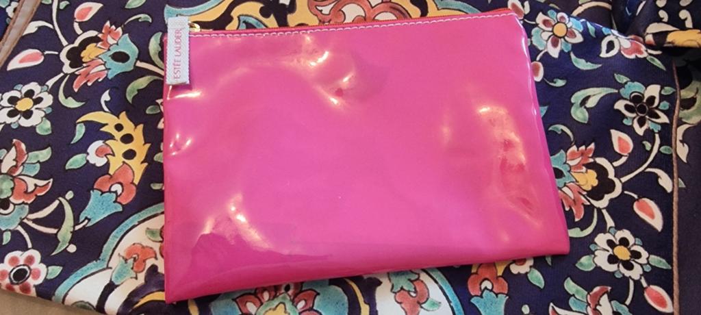 Estée Lauder make-up tasje, Gehele gezicht, Ophalen of Verzenden, Zo goed als nieuw, Roze