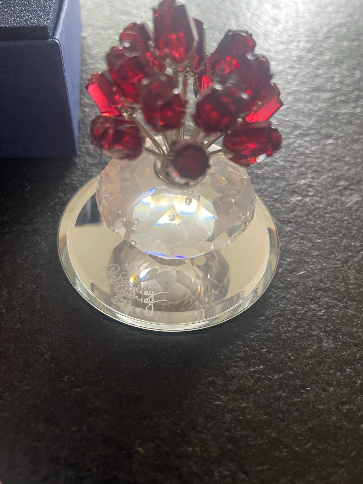 Swarovski Magic of Crystal Rode Rozen Figuur, Ophalen of Verzenden, Zo goed als nieuw, Figuurtje