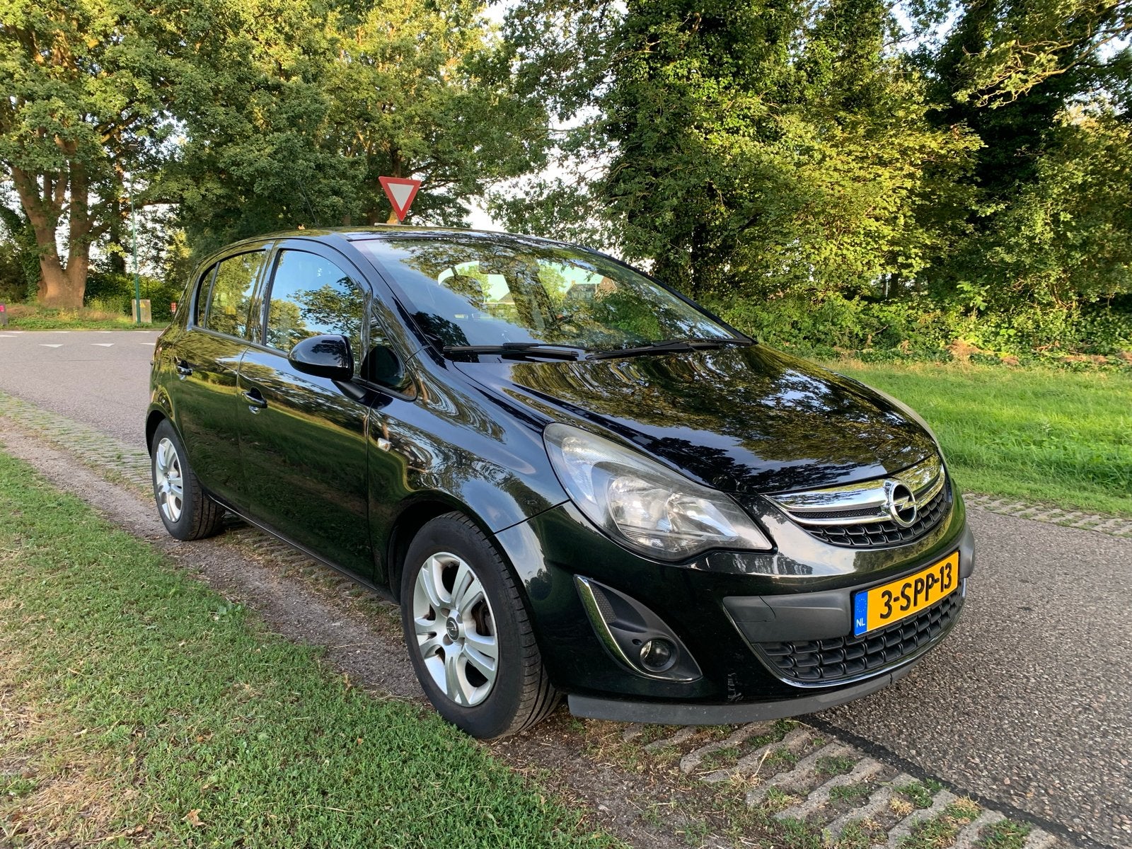 Opel Corsa 1.4 16V 5D Zwart, Auto's, Opel, Particulier, Corsa, ABS, Airbags, Airconditioning, Cruise Control, Elektrische buitenspiegels