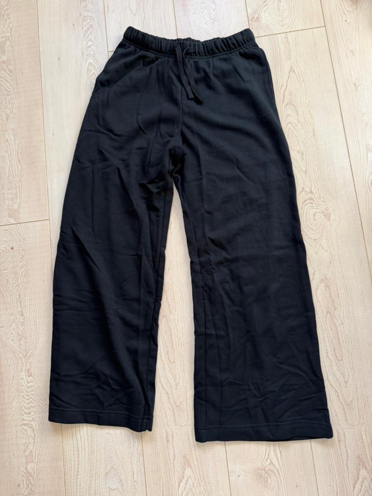 Joggingsbroek wijde pijpen, Kleding | Dames, Broeken en Pantalons, Zwart, Ophalen of Verzenden, Zo goed als nieuw, Maat 36 (S)