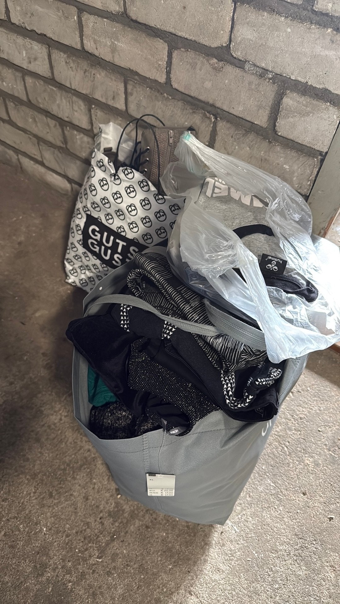 Tassen dameskleding MOET WEG!, Kleding | Dames, Dames-kledingpakketten, Zo goed als nieuw, Maat 38/40 (M), Ophalen