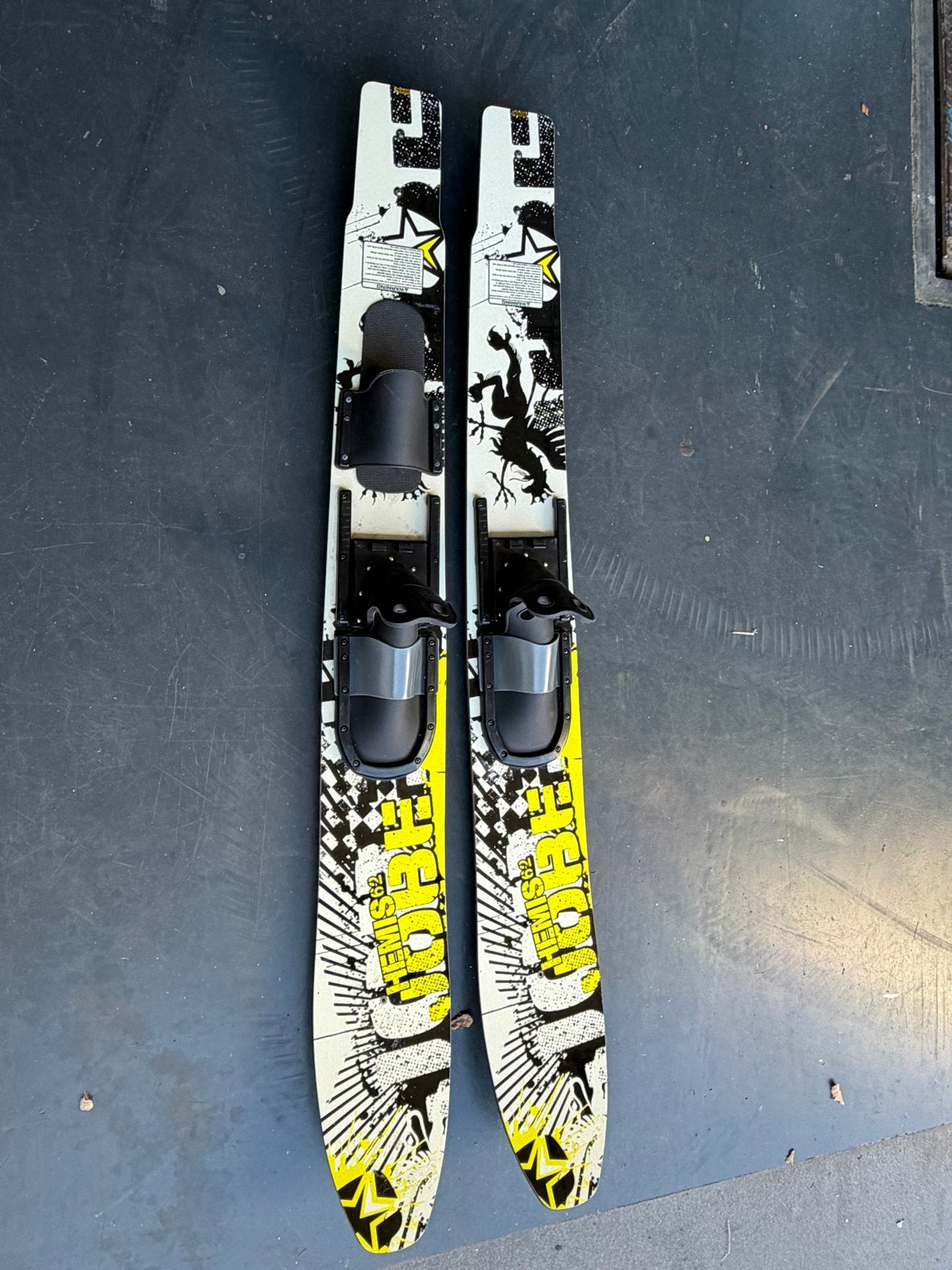 Waterski's - Hemis 62 Jobe, Watersport en Boten, Waterski's, Ophalen of Verzenden, Gebruikt, 160 cm of meer, Waterski's