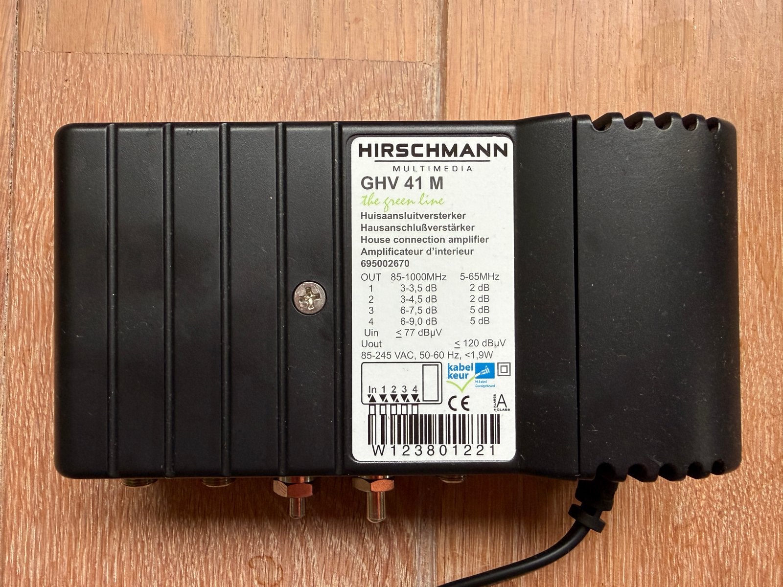 Hirschmann GHV 41 M Huisversterker - Zo goed als nieuw, Ophalen of Verzenden, Zo goed als nieuw, Minder dan 2 meter, Overige kabels