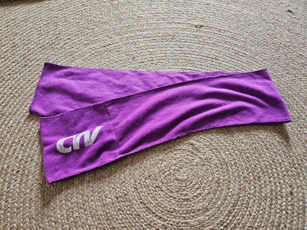 Paarse cnv sjaal, Ophalen of Verzenden, Zo goed als nieuw, Maat 46/48 (XL) of groter, Sjaal