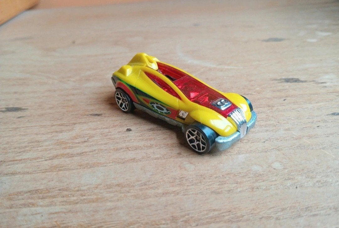 Hot wheels accelium, Ophalen of Verzenden, Gebruikt