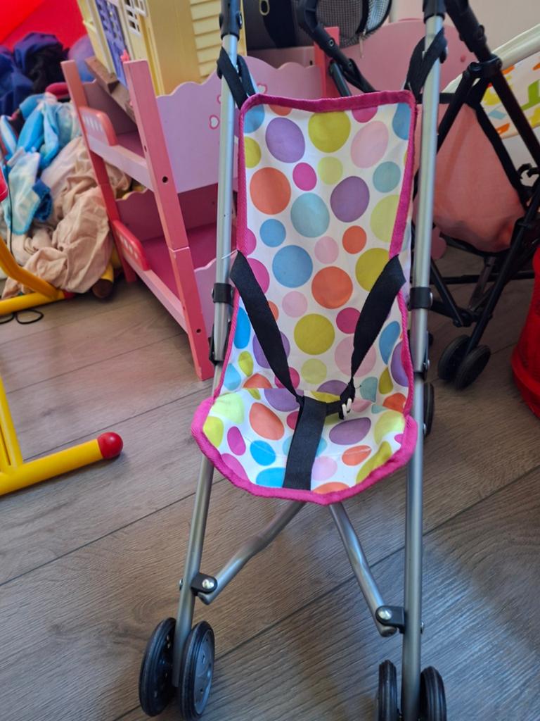 Poppen wagen, Ophalen, Zo goed als nieuw, Babypop