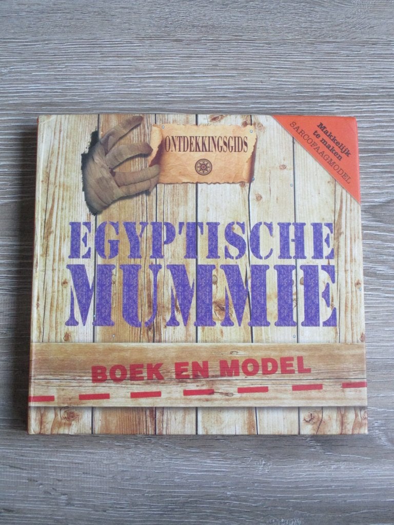 Ontdekkingsgids Egyptische mummie boek en model, Ophalen of Verzenden, Gelezen, Fictie algemeen