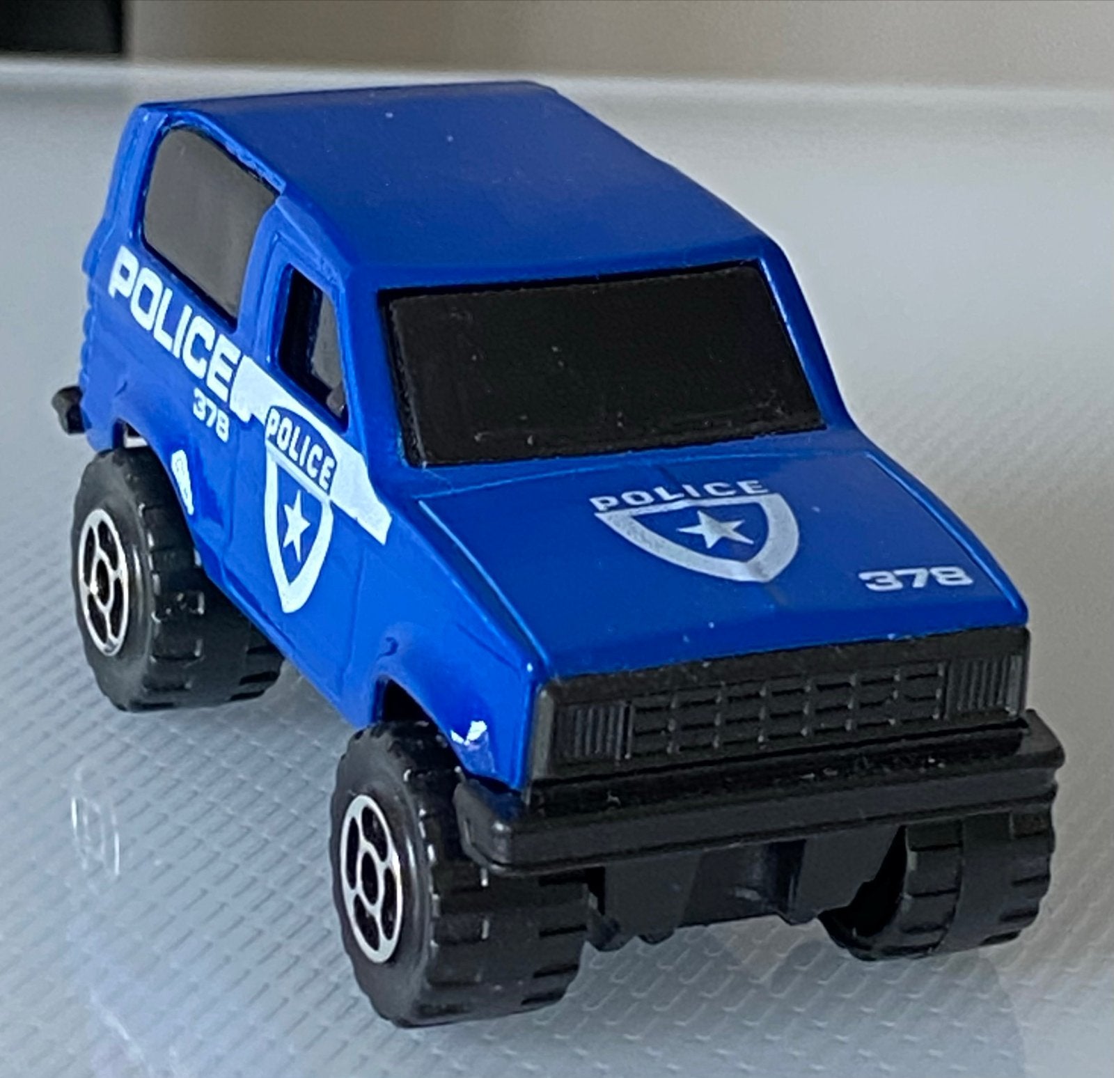 Majorette Politie Jeep 1:50 - Nieuwstaat, geluid werkt niet, Ophalen of Verzenden, Nieuw, Auto, Majorette