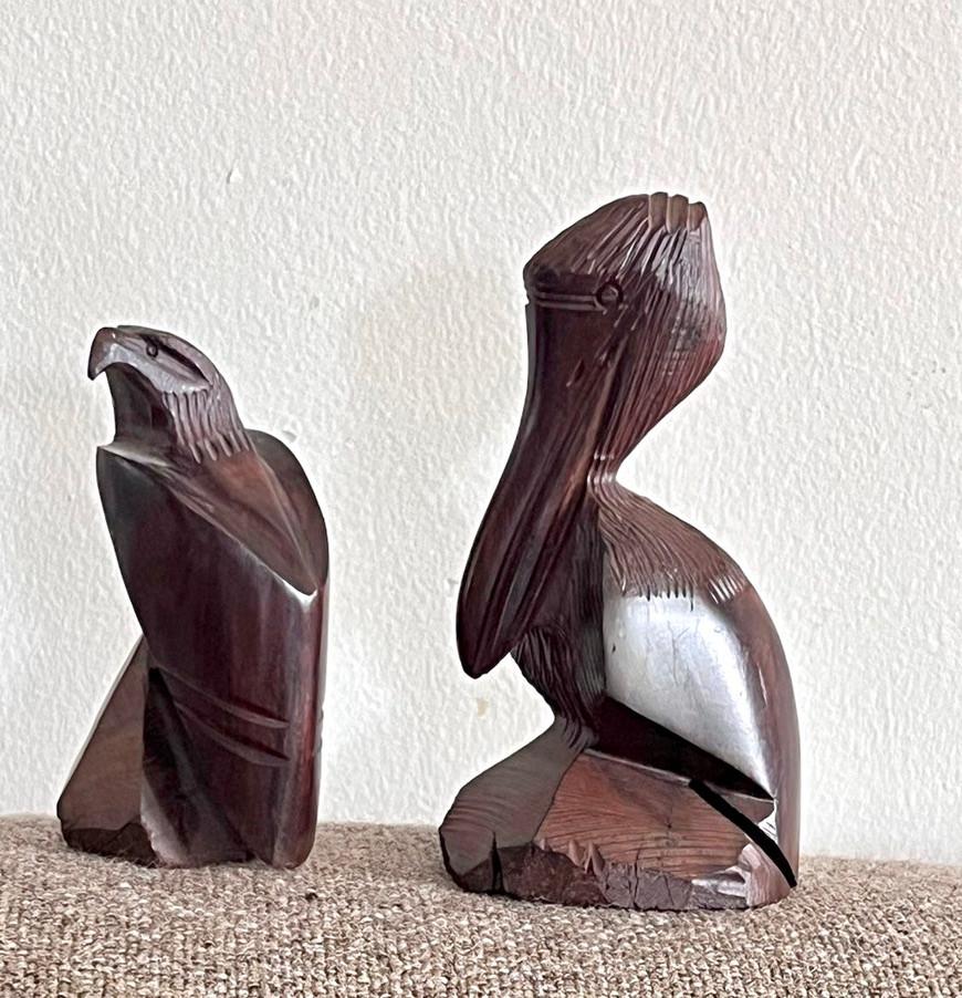 Twee houten beeldjes van vogels, Antiek en Kunst, Ophalen of Verzenden