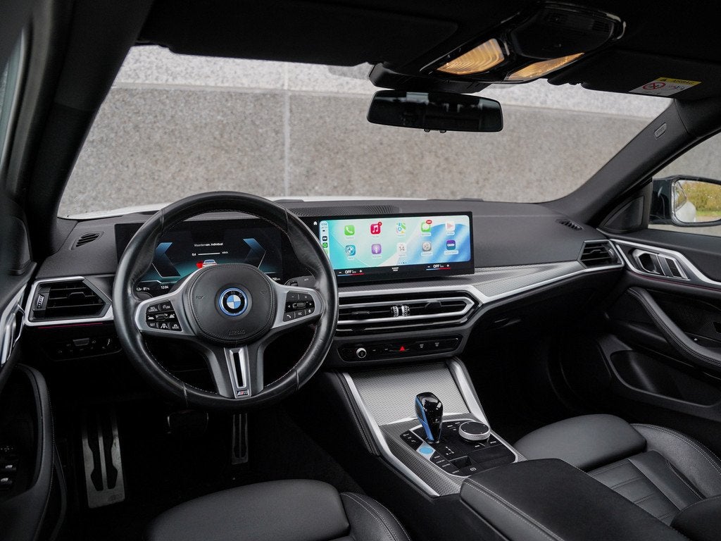 BMW i4 M50 544pk High Executive 84 kWh |SOH 93.5% |Laser Lig, Auto's, BMW, Gebruikt, 110 €/maand, Wit, 2190 kg