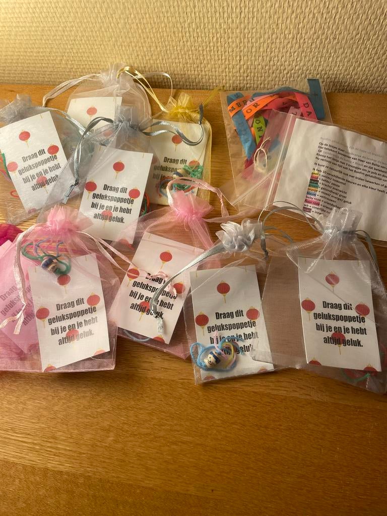 Gelukspoppetjes en Bonfim gelukslintjes Alles for €2,00, Ophalen of Verzenden, Nieuw