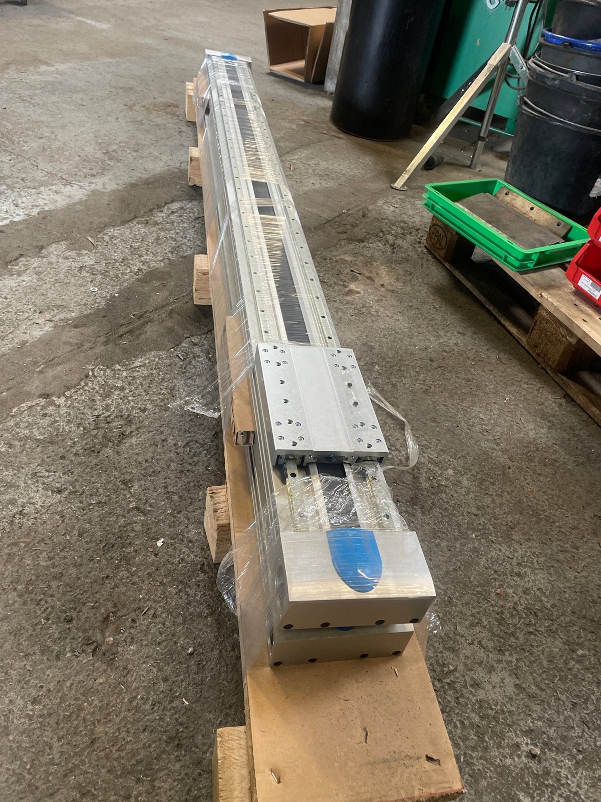 Nieuwe Festo EGC-TB-KF. Lineaire Geleidingsrail 2200x160mm, Ophalen, Nieuw