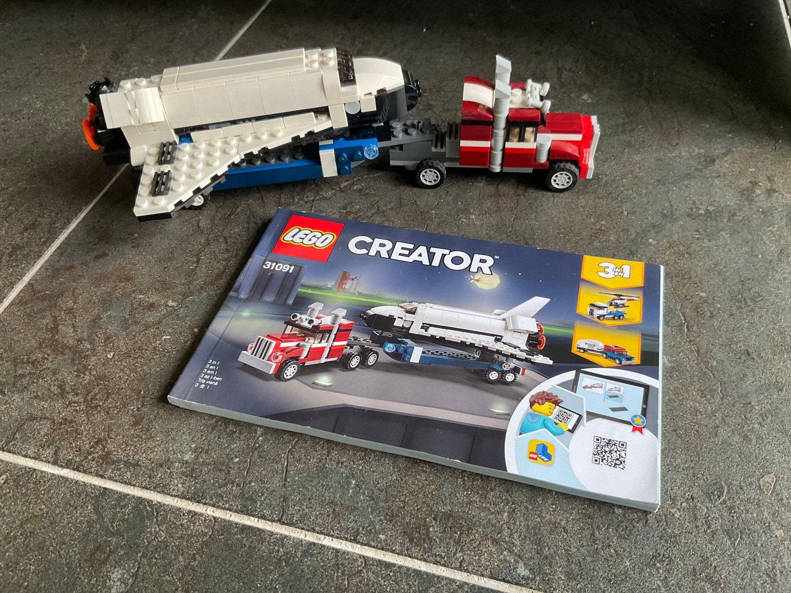Lego 3 in 1 space shuttle transport-31091, Kinderen en Baby's, Speelgoed | Duplo en Lego, Ophalen, Zo goed als nieuw