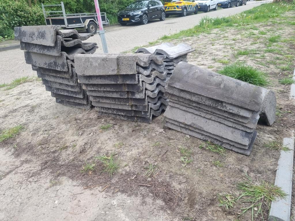 Dakpannen Gevelpannen Nokpannen Sneldek RBB Grijs, Doe-het-zelf en Verbouw, Dakpannen en Dakbedekking, Ophalen, Gebruikt, Steen of Klei