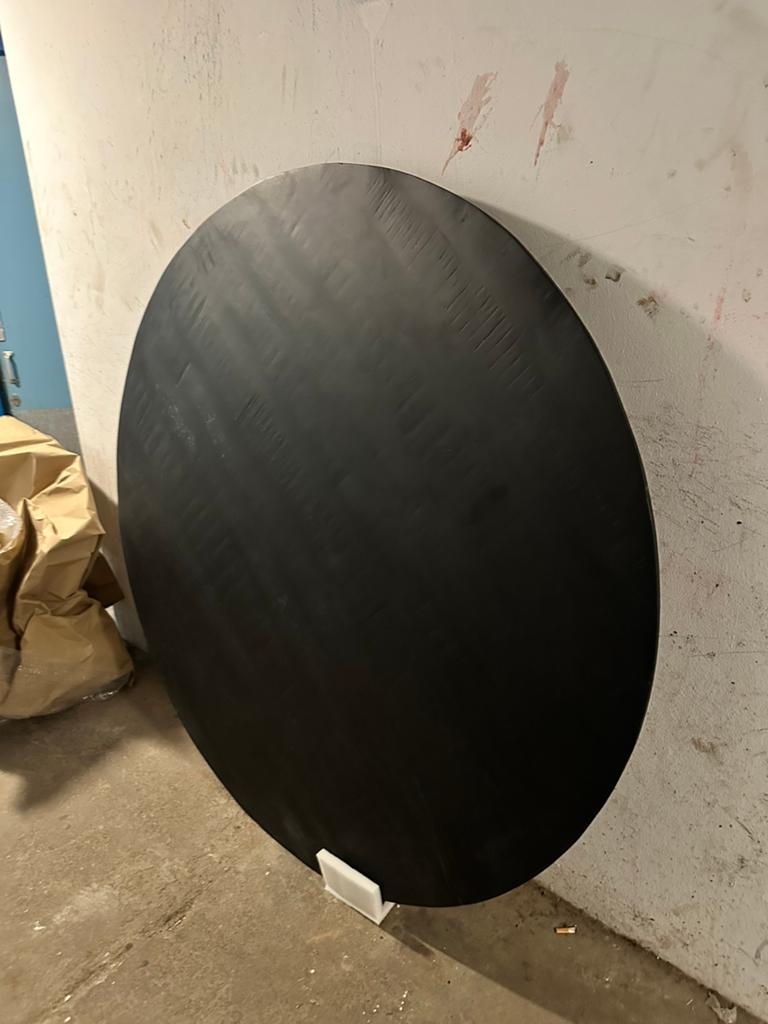 nieuwe black booming eettafel, Huis en Inrichting, Tafelonderdelen, Ophalen of Verzenden, Nieuw, Rond, 100 tot 150 cm