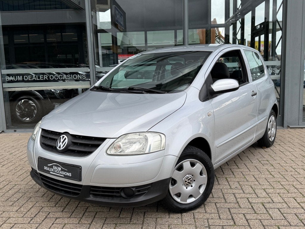 Volkswagen FOX 1.4 TRENDLINE AIRCO ELEKTRISCHE RAMEN STUURBE, 15 km/l, Gebruikt, 4 cilinders, 4 stoelen
