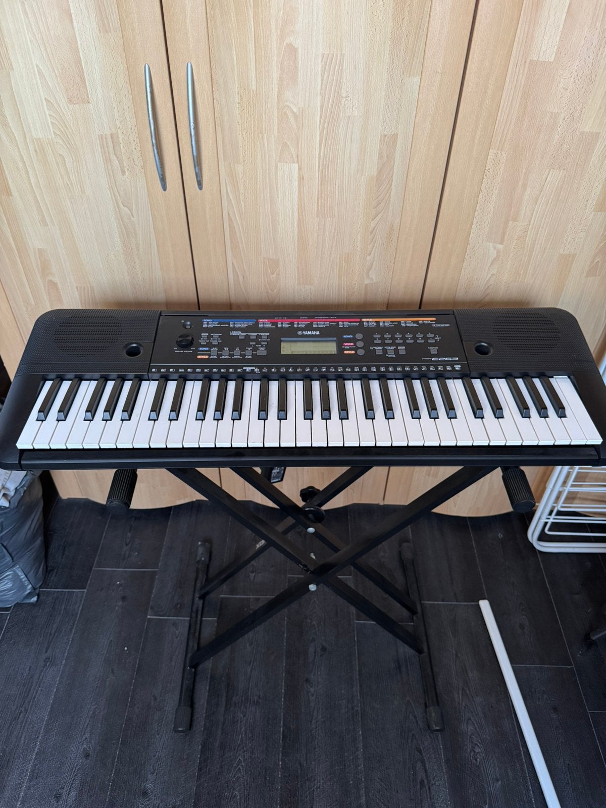 Yamaha PSR E263 Keyboard, Ophalen of Verzenden, Zo goed als nieuw, 61 toetsen, Yamaha