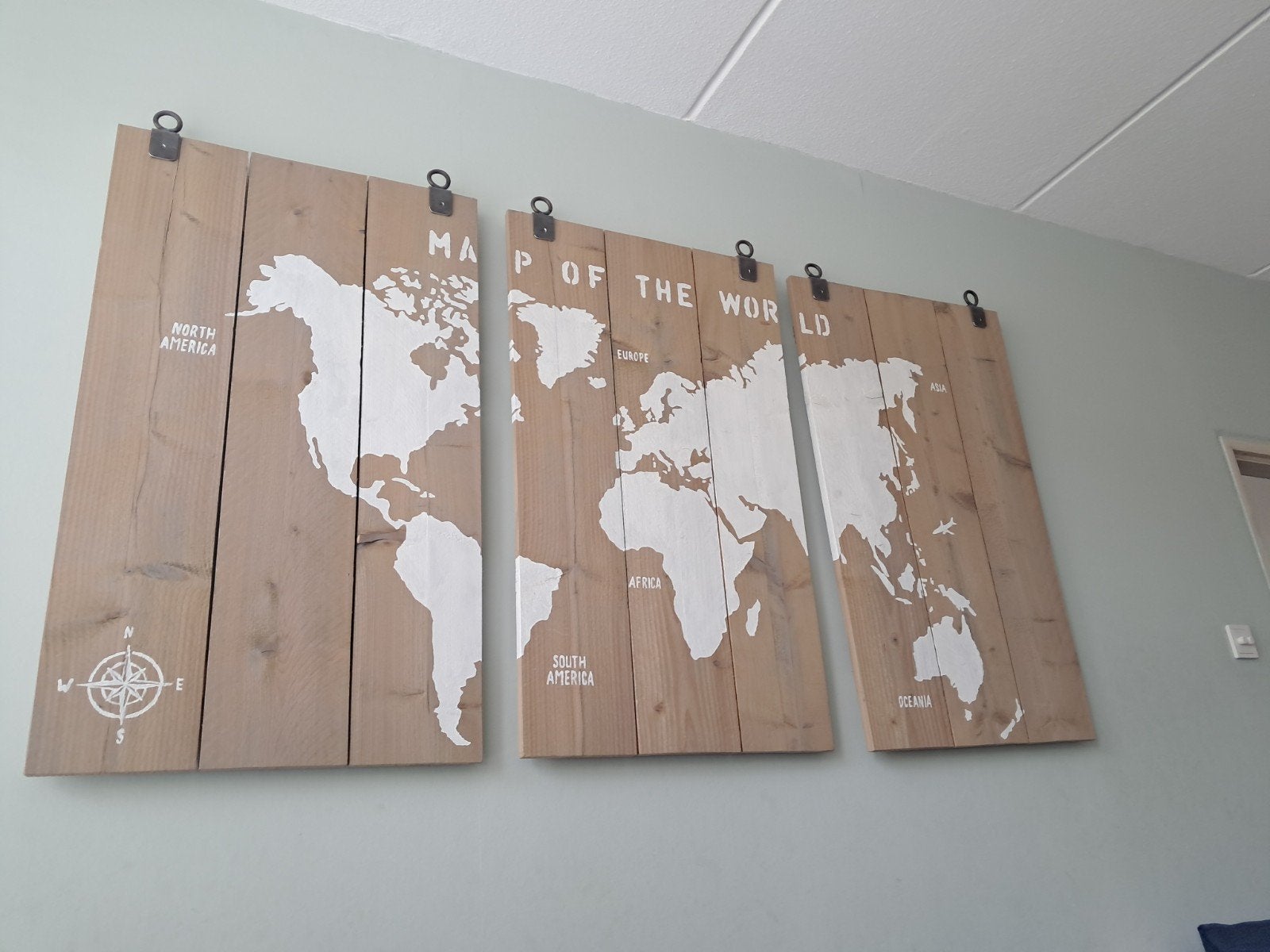 Houten Wereldkaart Wanddecoratie - Set van 3 Panelen, Gebruikt, Hout, Meerkleurig, Ophalen of Verzenden