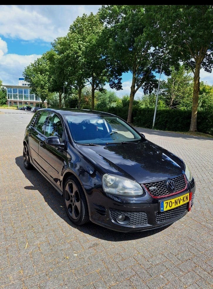 Volkswagen Golf 1.6 16V FSI 85KW 5D 2004 Zwart GTI Look Full, Voorwielaandrijving, 4 cilinders, 620 kg, Zwart