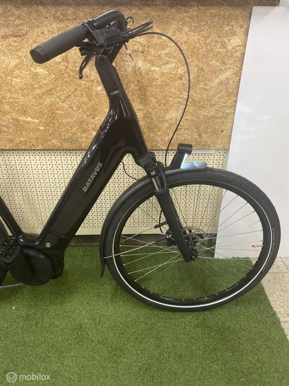 Foto 16 van BATAVUS FINEZ PT E-GO POWER SPORT BOSCH 750WH 53 CM NIEUW